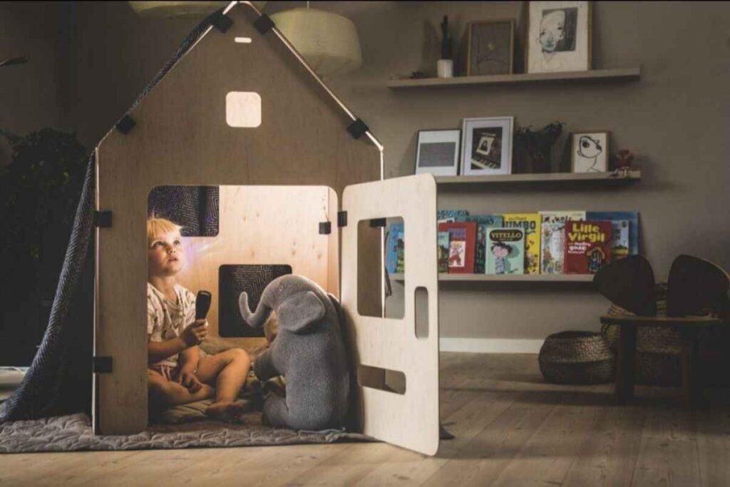 Small Indoor Fort Corner