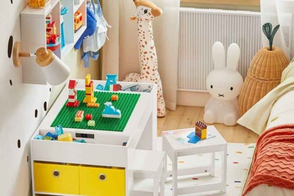 Compact LEGO & Building Station